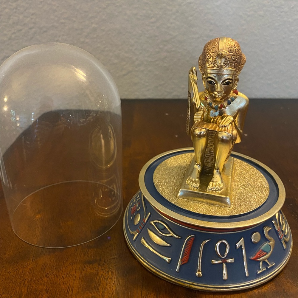 Young Tutankhamun by Franklin Mint